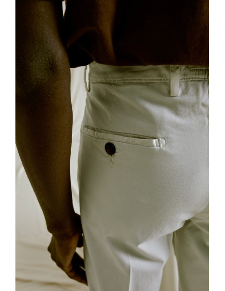 PANTALONE T9132 123051 REGULAR SLIM GABARDINE LEGGERA COTONE/ TENCEL TINTO DIRETTO COLORE BEIGE CHIARO